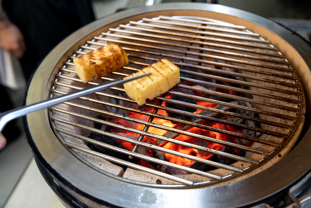 1 Monolith Kamado Grill Icon Pro Serie 2.0 da banco con coperchio removibile - immagine 4